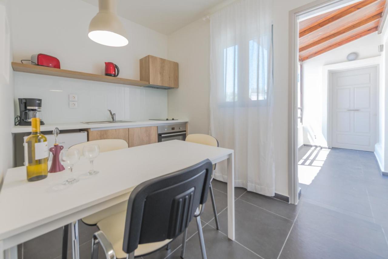 Rotunda Suites Kalamaki Esterno foto